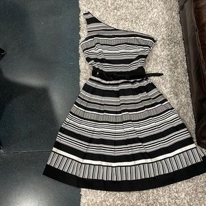 White House Black Market black and white dress